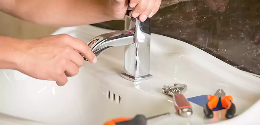 Bathtub Faucet Replacement in Clayton